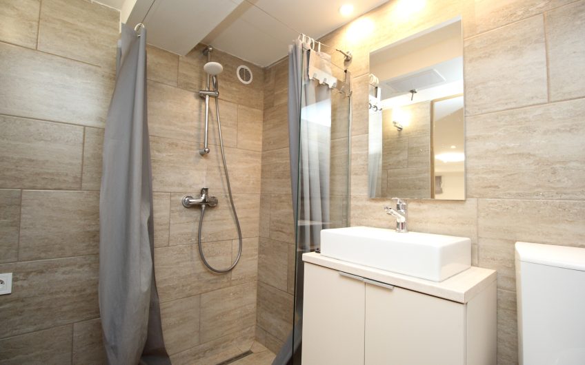 Békásmegyeri szuterén eladó!